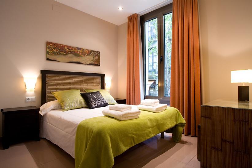 Bcngotic 13 Apartment Барселона Екстериор снимка